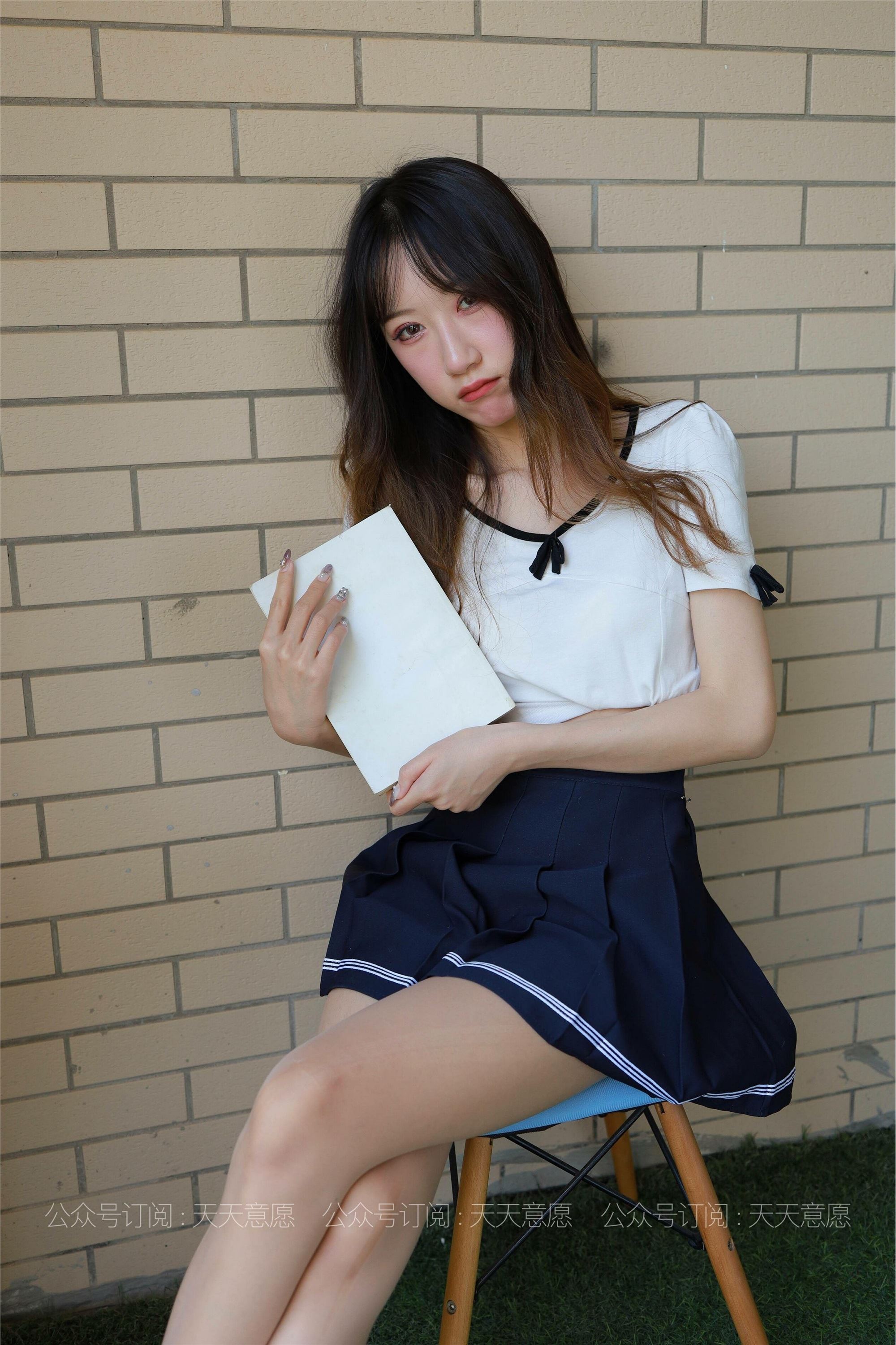 IESS异思趣向 - 模特：怡怡《长腿少女》